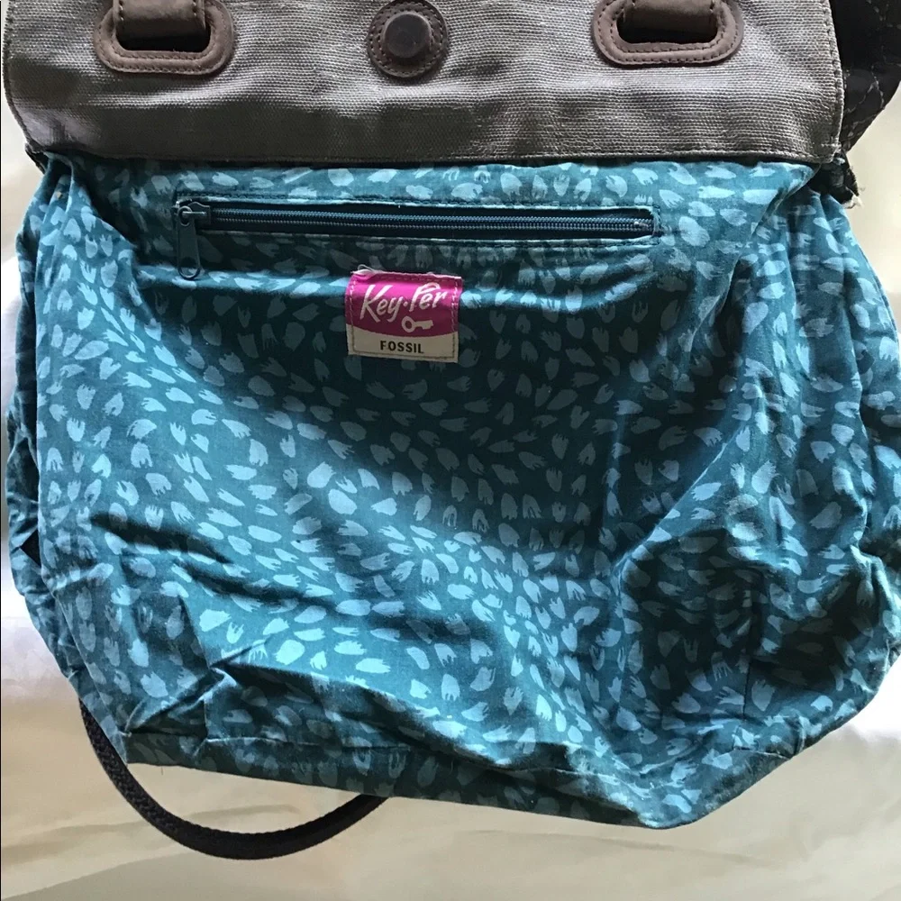 FOSSIL PURSE AND WALLET - Picture 8 of 15